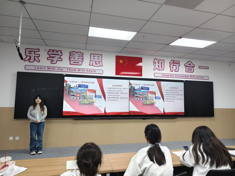 黄灿灿进行事迹分享（航空港校区）(1).png